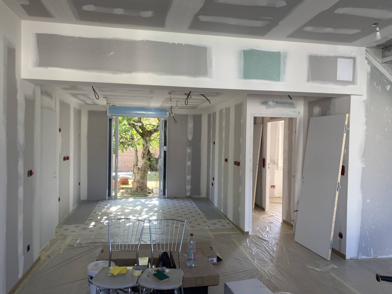 Rénovation de placo, peinture et décoration avec tasso bois sur murs – Toulouse, Balma, Colomiers, Tournefeuille, Blagnac, L’Isle Jourdain