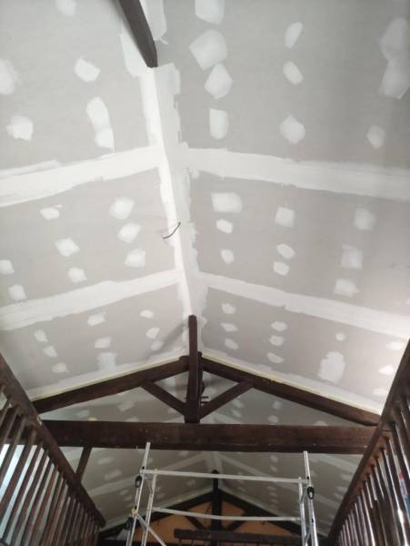 Quel artisan contacter pour la création ou la rénovation de faux plafonds à Toulouse.