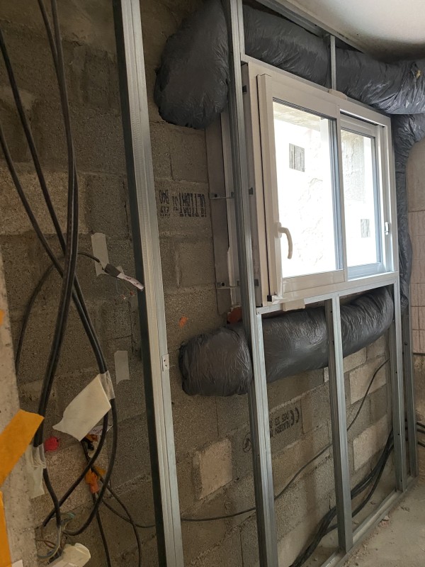 Pose de placo avec isolation par TDM Services à L'Union 