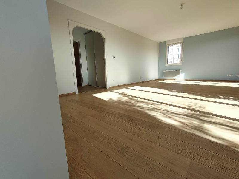 parquet contre collé à Blagnac par TDM Services