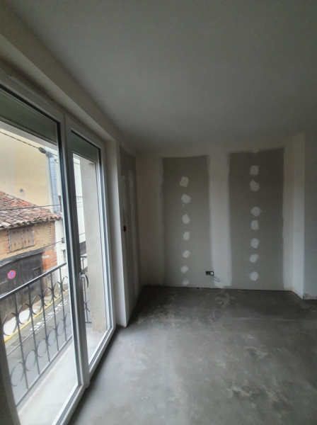 Expert en isolation des murs périphériques avec panneaux isolants ACTIS Hybris 105 mn à Toulouse, Balma, Colomiers